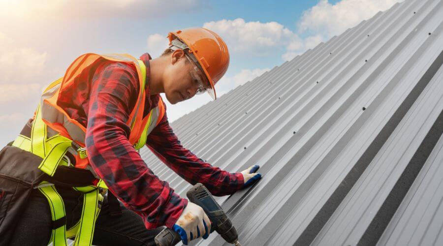 Owens Corning roofing contractor in Belle Plaine, KS